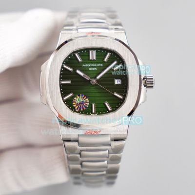 Swiss Replica Patek Philippe Nautilus 5711 Stainless Steel Green Dial Watch 40MM